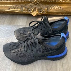 Nike shoes / 6.5 / Black, charcoal, blue / Epic React FlyKnit